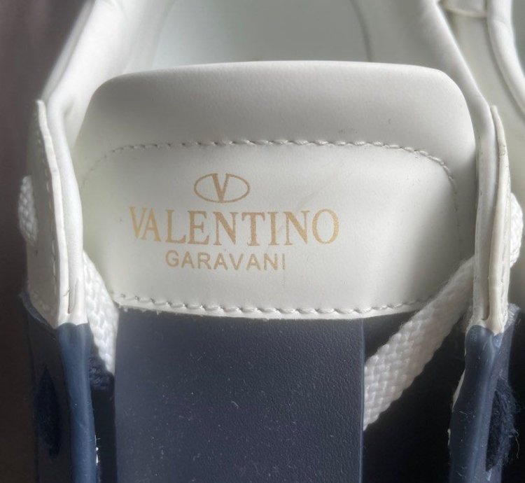 Valentino Garavani Leather Sneakers Marine
