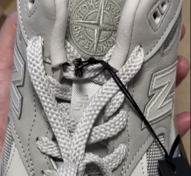 Stone Island New Balance Made In Uk 991 V2 Beige