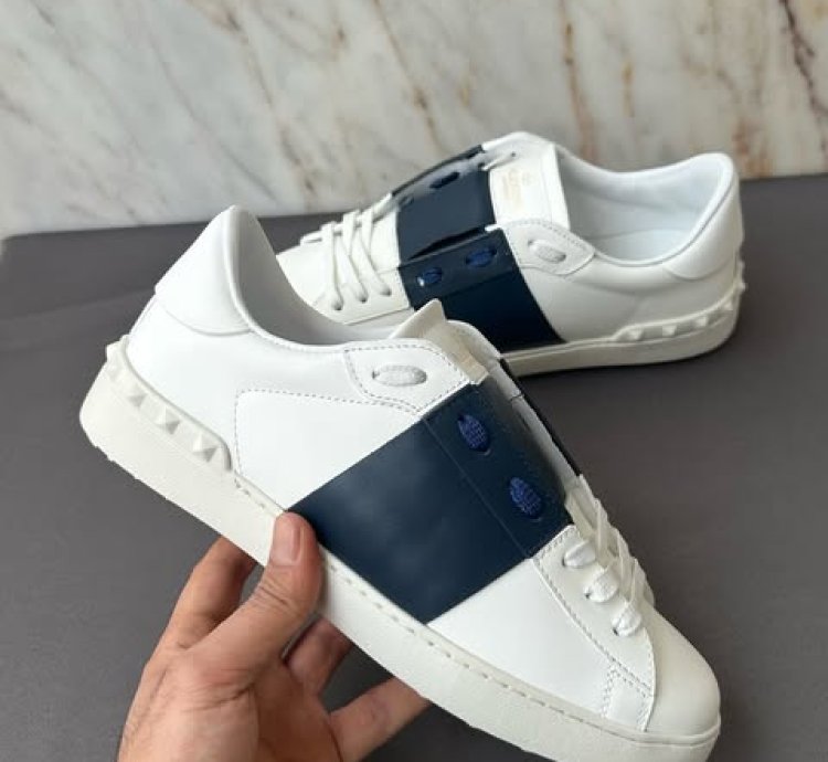 Valentino Garavani Leather Sneakers marine