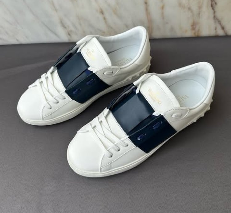 Valentino Garavani Leather Sneakers marine