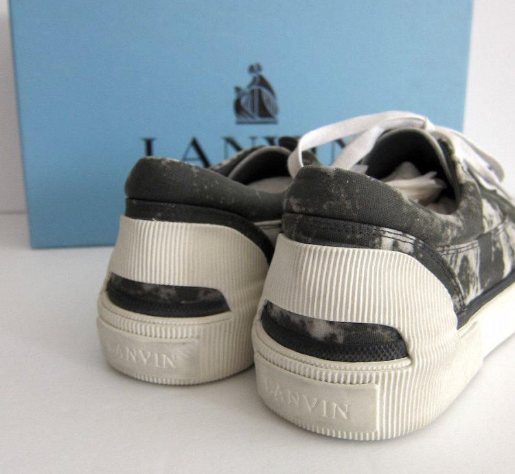 Vulcanized Tie Dyed Sneakers 690