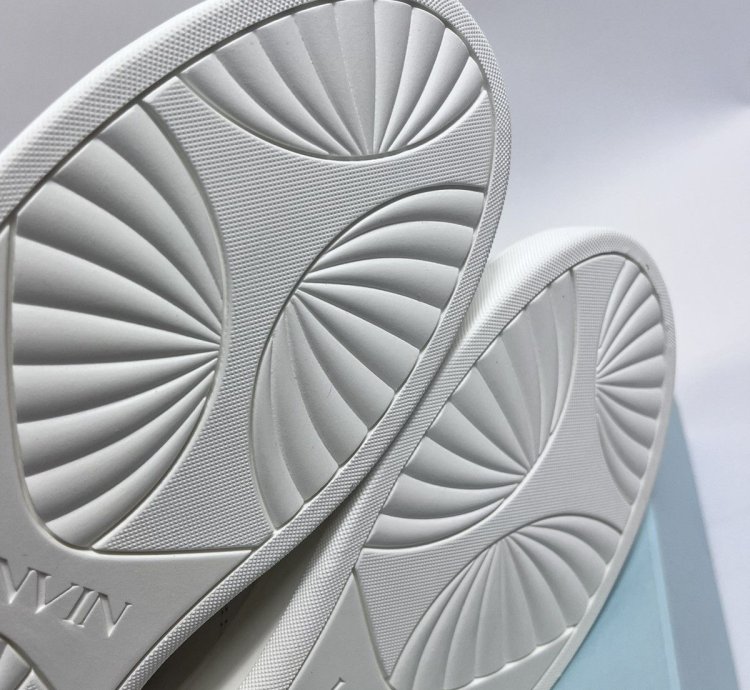 White Ddb0 Calf Leather Sneakers