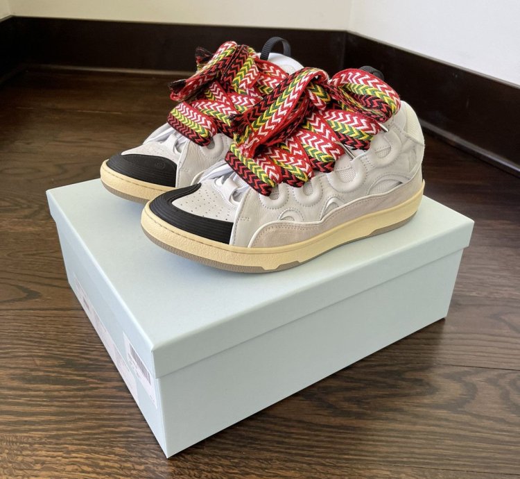 White Leather Curb Sneaker