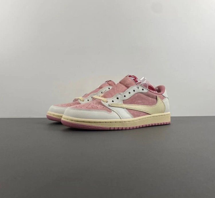 Air Jordan 1 Retro Low Og Sp Travis Scott Sail Shy Pink