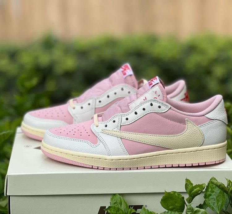 Air Jordan 1 Retro Low Og Sp Travis Scott Sail Shy Pink