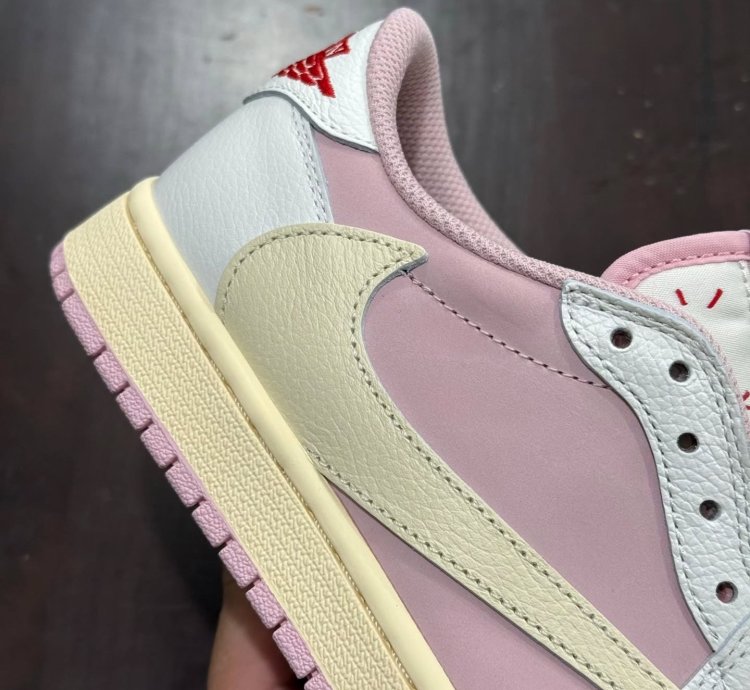 Air Jordan 1 Retro Low Og Sp Travis Scott Sail Shy Pink