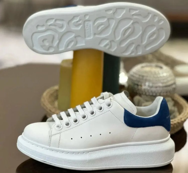 Alexander Mcqueen Oversized Worker Blue