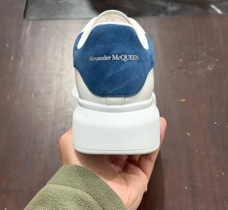 Alexander Mcqueen Oversized Worker Blue