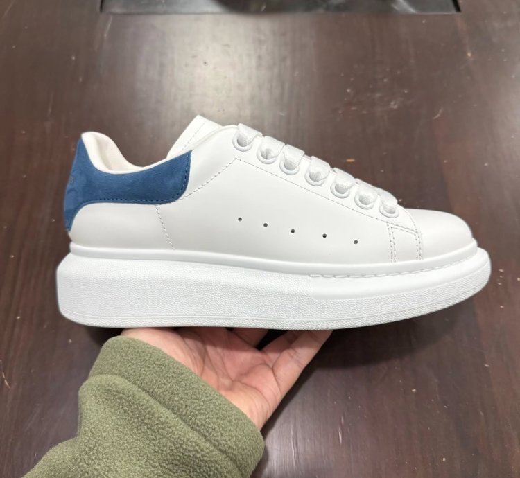 Alexander Mcqueen Oversized Worker Blue