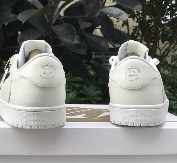 Air Jordan 1 Retro Low Og Sp Travis Scott Michael Rubin White Party
