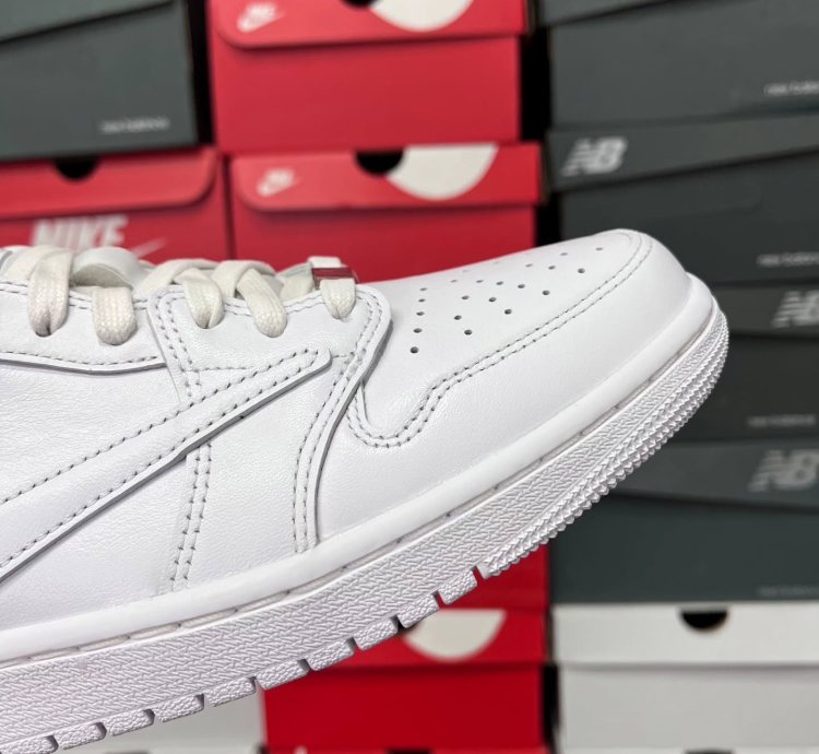 Air Jordan 1 Retro Low Og Sp Travis Scott Michael Rubin White Party