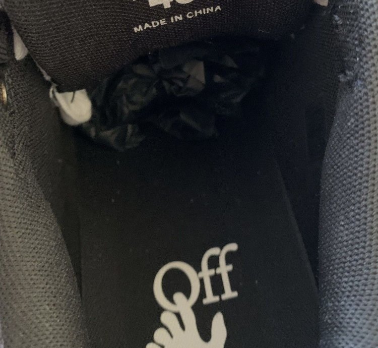10 Off-white Out Of Office White Black 000 Low Tops