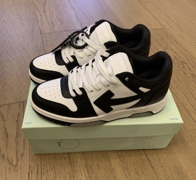10 Off-white Out Of Office White Black 000 Low Tops