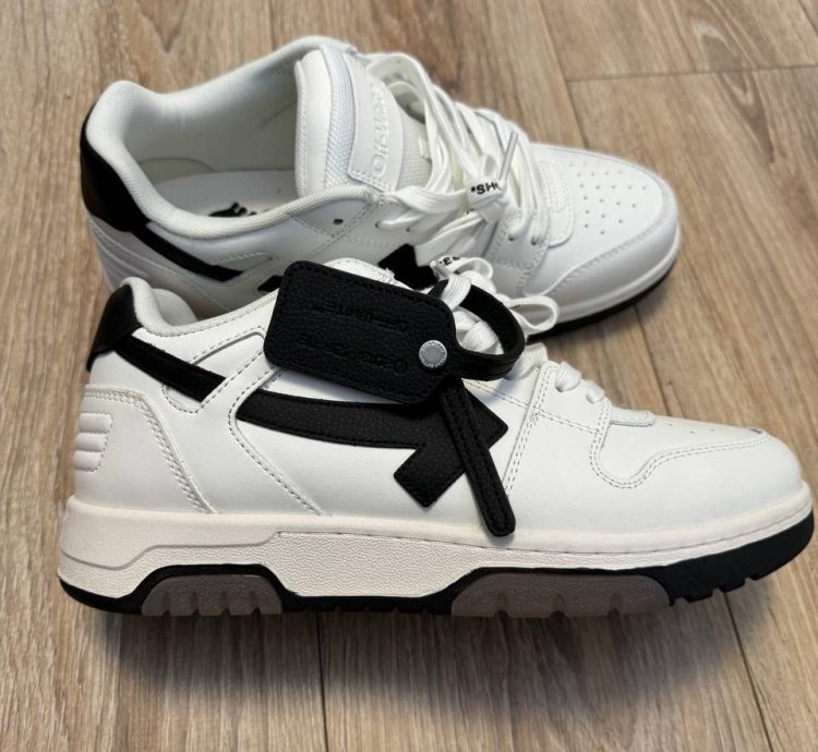 10 Off-white Out Of Office White Black Ooo Low Tops