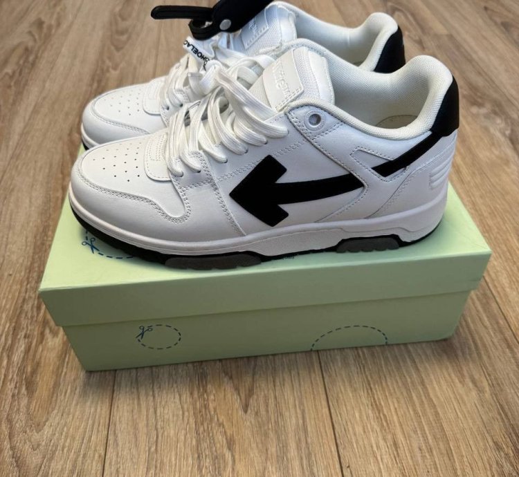 10 Off-white Out Of Office White Black Ooo Low Tops