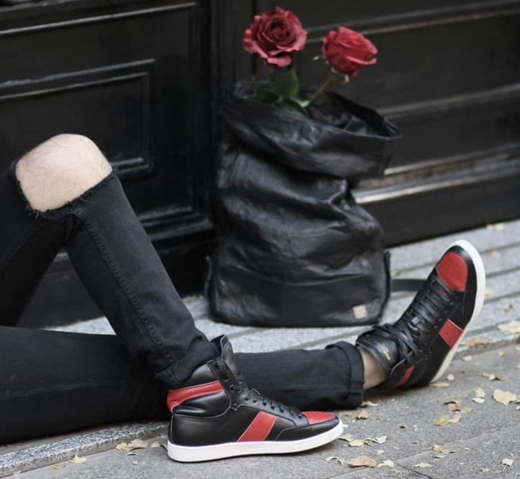 15fw Bred Sl 10h Court Sneakers Sz44
