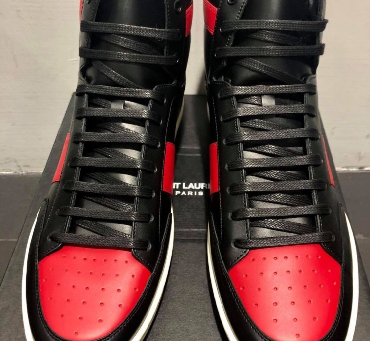 15fw Bred Sl 10h Court Sneakers Sz44