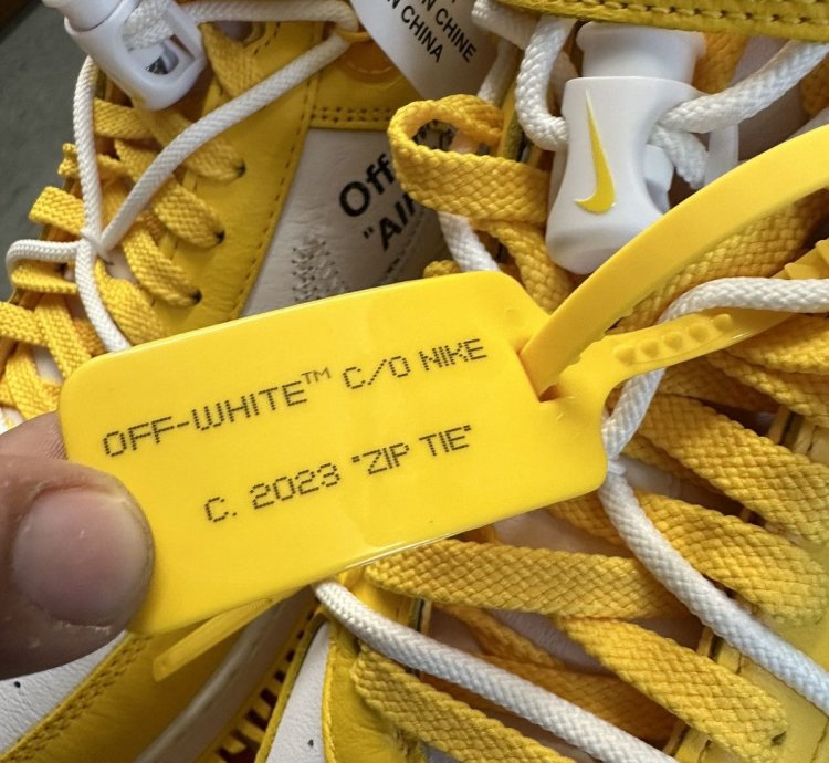 2023 Nike Air Force 1 Mid Sp Off-white Varsity Maize
