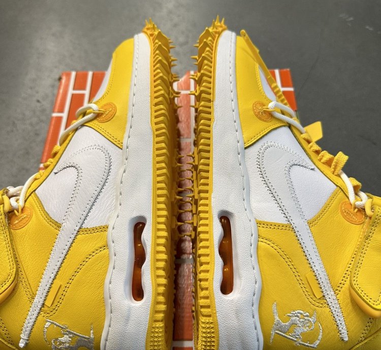 2023 Nike Air Force 1 Mid Sp Off-white Varsity Maize