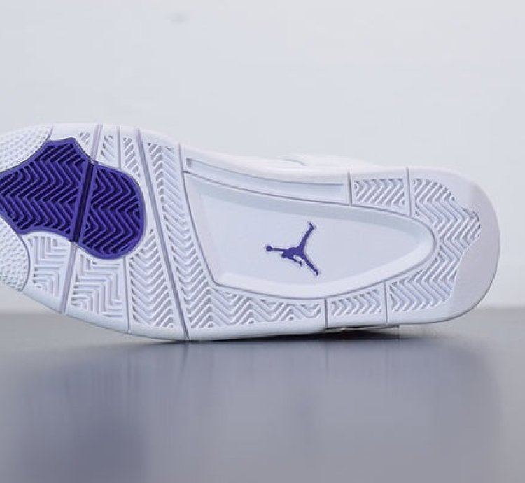 Nike Air Jordan 4 Retro Metallic Purple