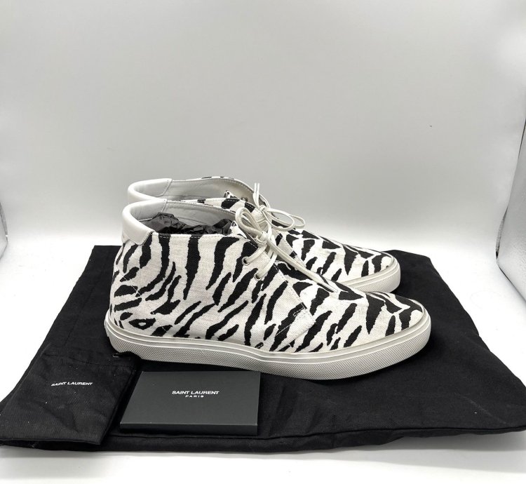 60 Off Saint Laurent Zebra Chukka Sneakers