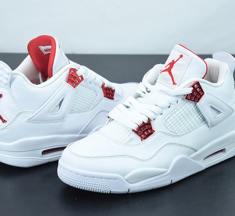 Nike Air Jordan 4 Retro Metallic Red