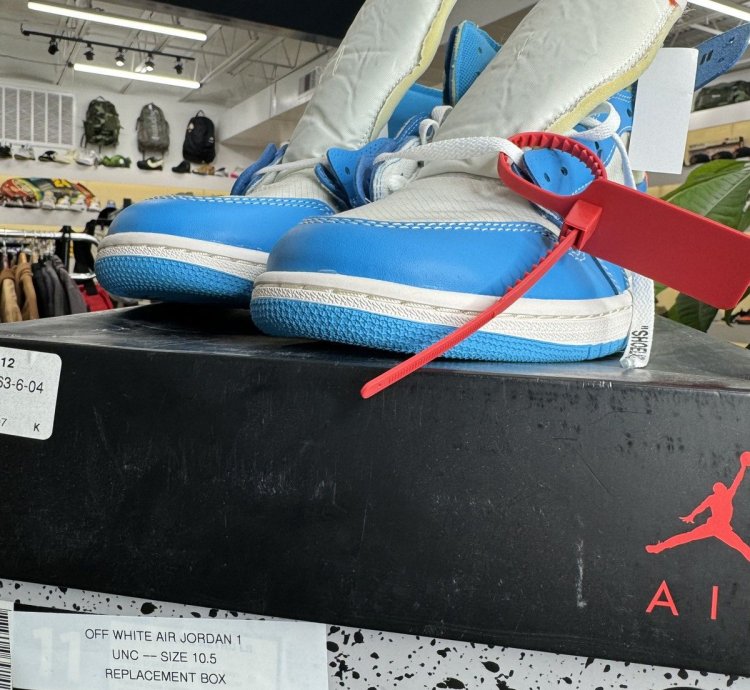 Air Jordan 1 Off-white University Blue