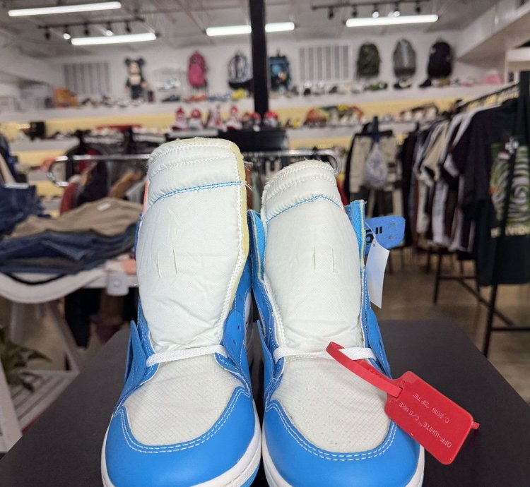 Air Jordan 1 Off-white University Blue