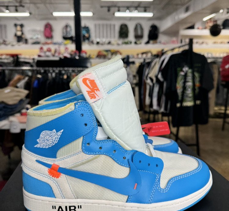 Air Jordan 1 Off-white University Blue