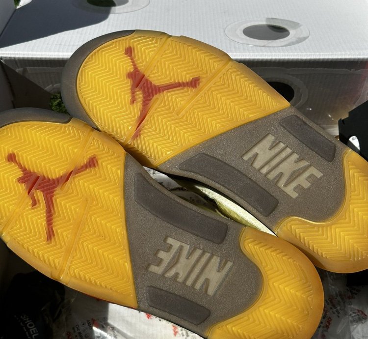 Air Jordan 5 Off-white Sail
