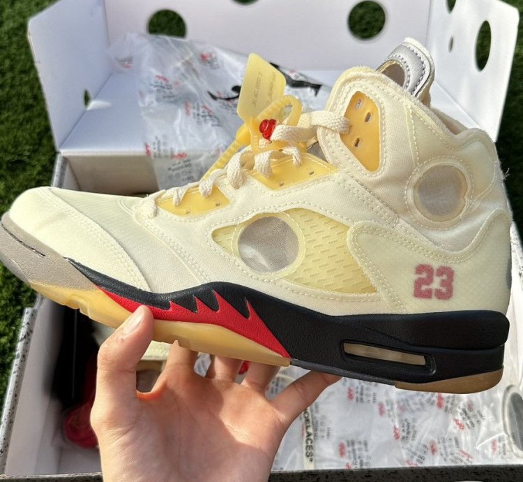 Air Jordan 5 Off-white Sail