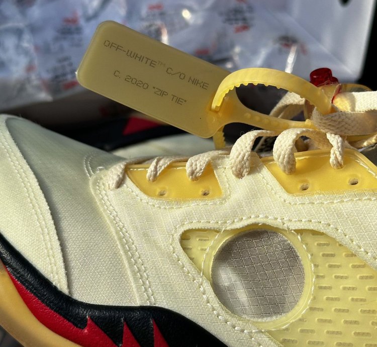 Air Jordan 5 Off-white Sail