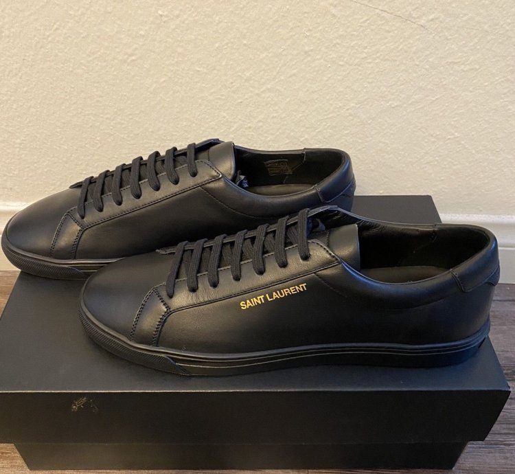 Andy Low Top Sneakers In Leather