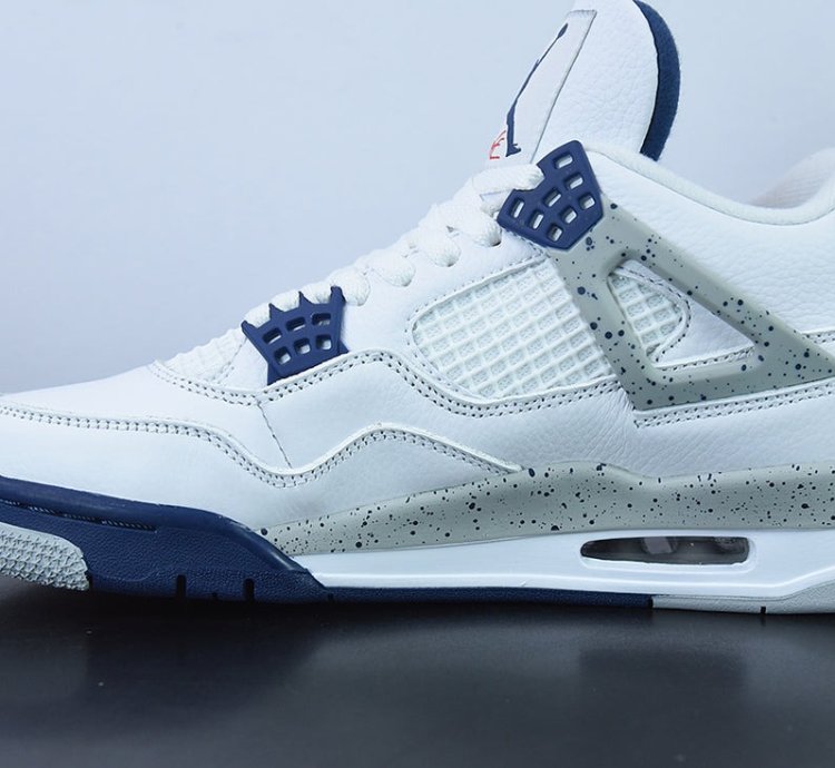 Nike Air Jordan 4 Retro Midnight Navy