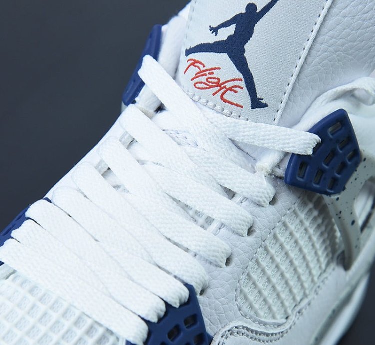 Nike Air Jordan 4 Retro Midnight Navy