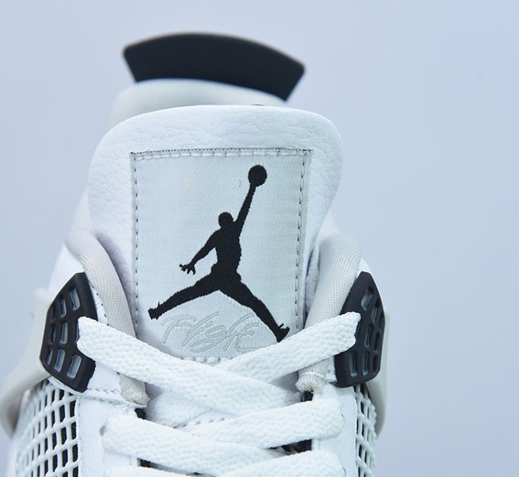 Nike Air Jordan 4 Retro Military Black