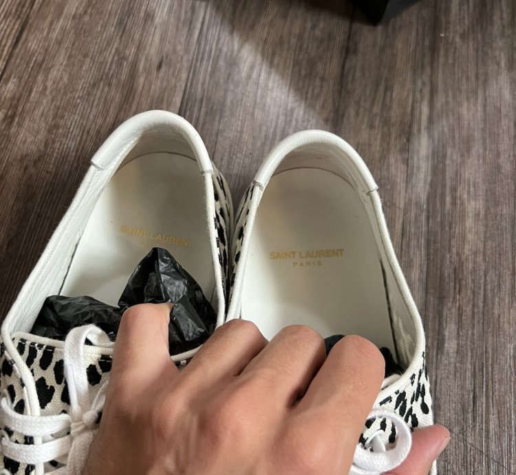 Babycat Sneakers New