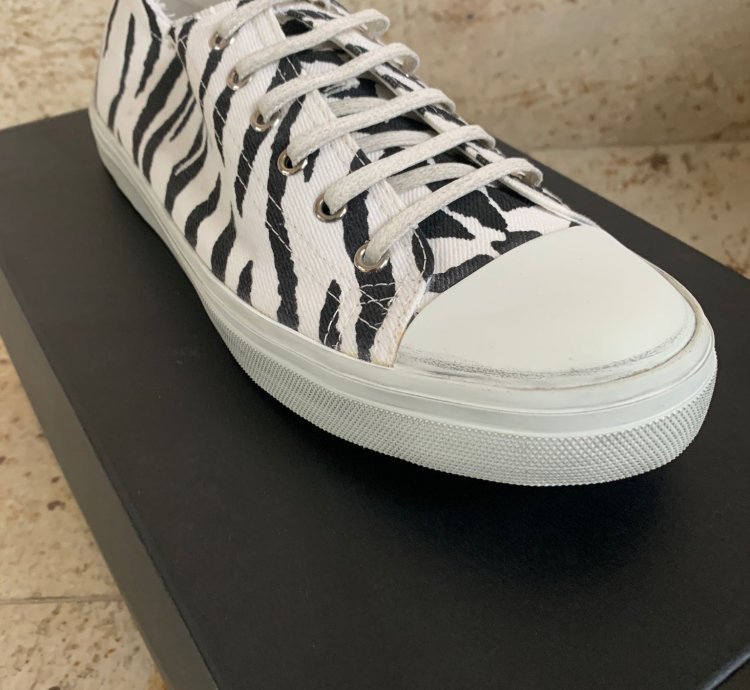 Bedford Age Low Top Sneakers