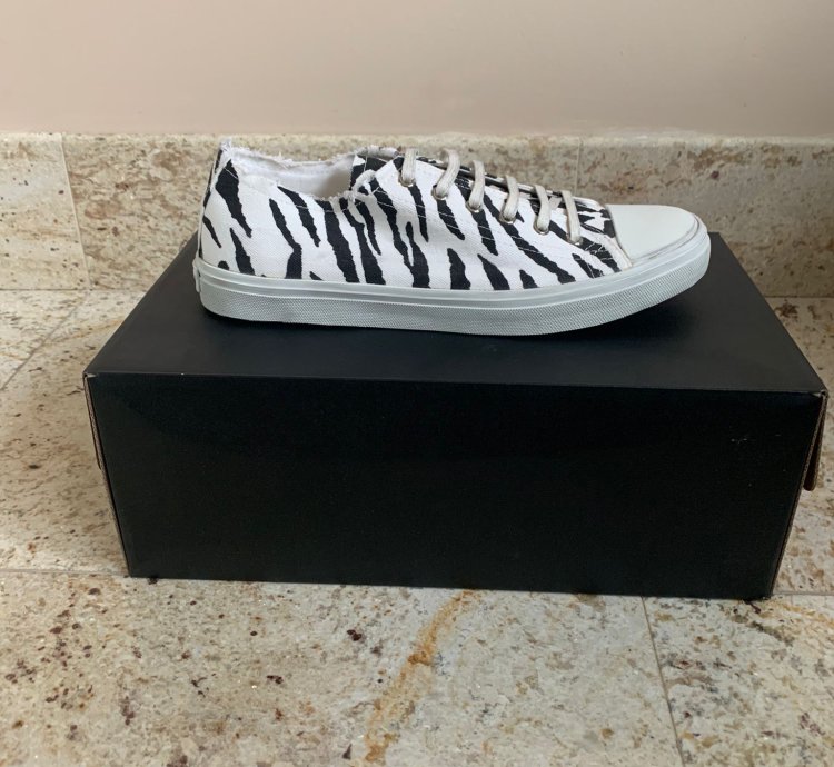 Bedford Age Low Top Sneakers