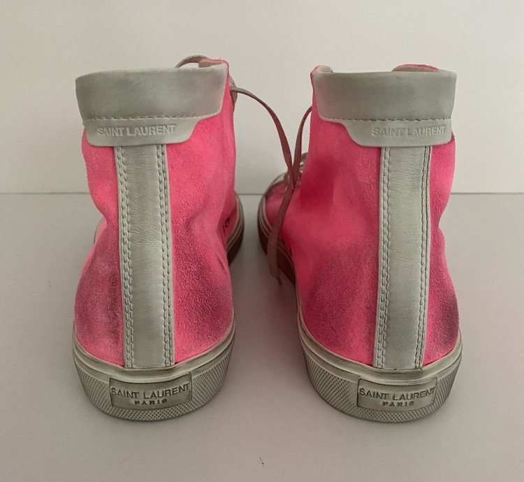 Bedford Hi Tops In Pink Suede Size 43 5
