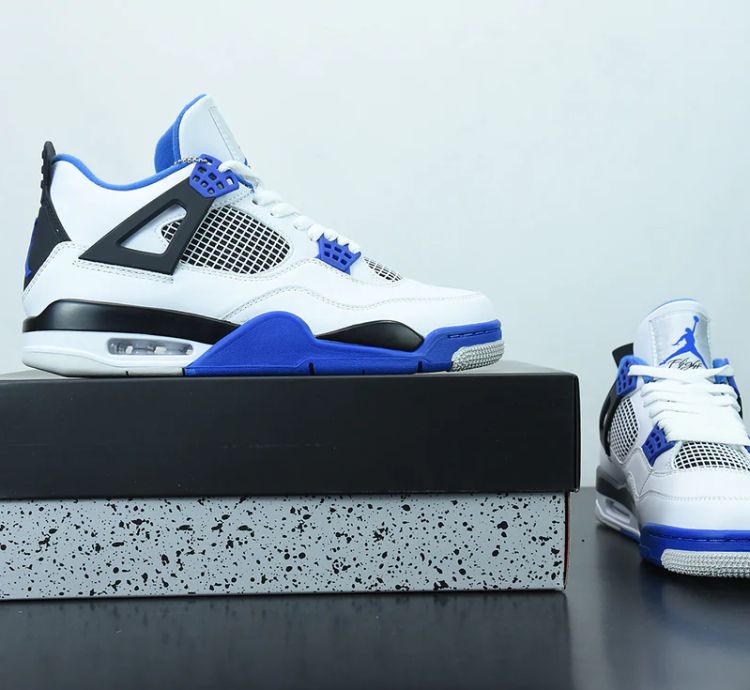 Nike Air Jordan 4 Retro Motorsports