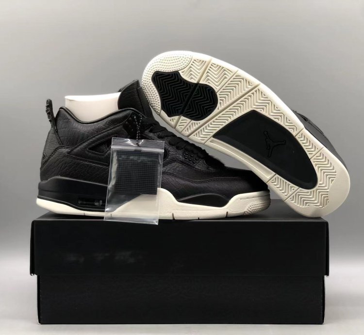 Nike Air Jordan 4 Retro Pony Hair Black