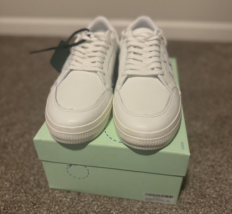Brand New Off-white Vulcanized Low Top Sneakers