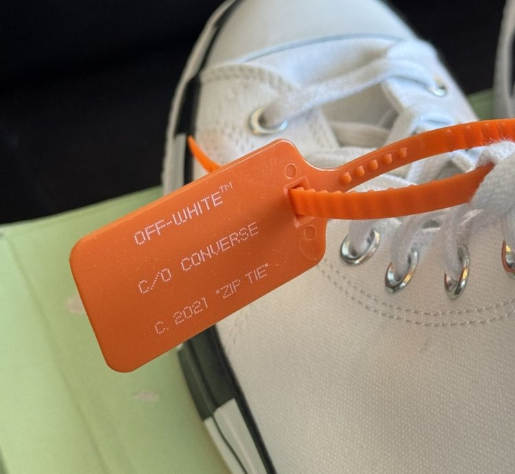 Converse Chuck 70 Off White