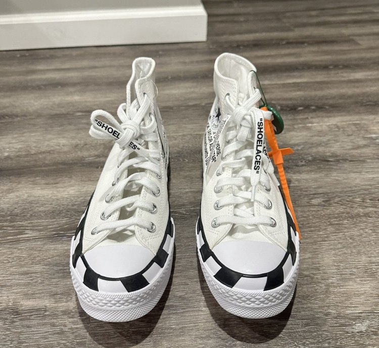 Converse Chuck Taylor All - Star 70 Hi Off - White