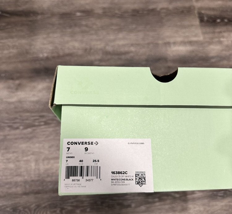 Converse Chuck Taylor All - Star 70 Hi Off - White