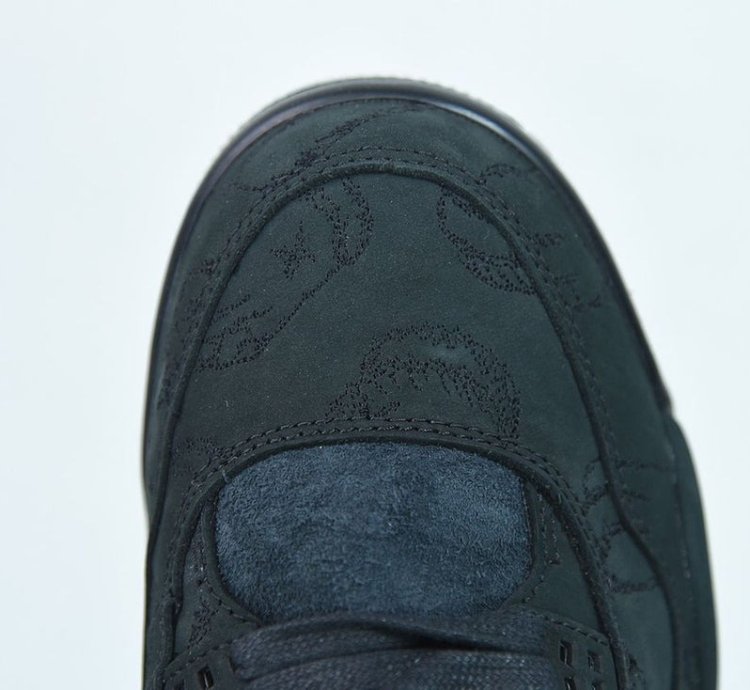 Nike Air Jordan 4 Retro Retro Kaws Black