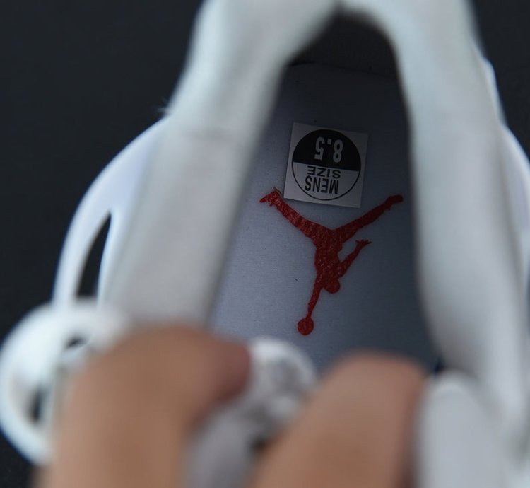 Nike Air Jordan 4 Retro White Oreo