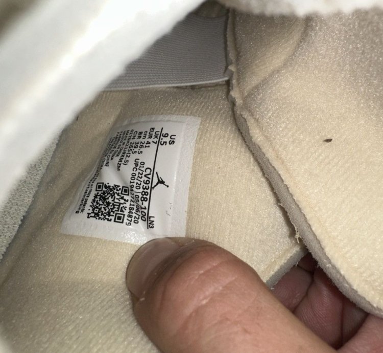 Jordan 4 Off-white