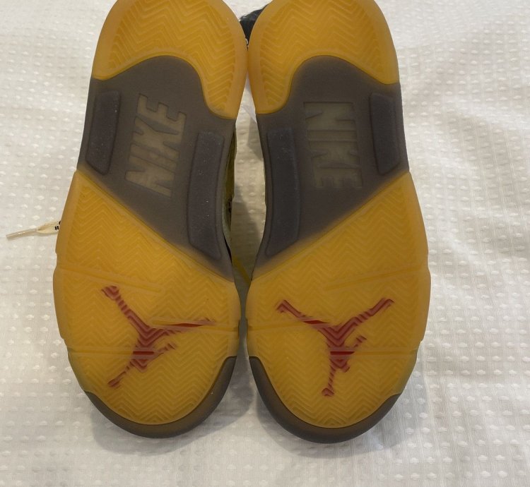 Jordan 5 Retro Off-white Sail